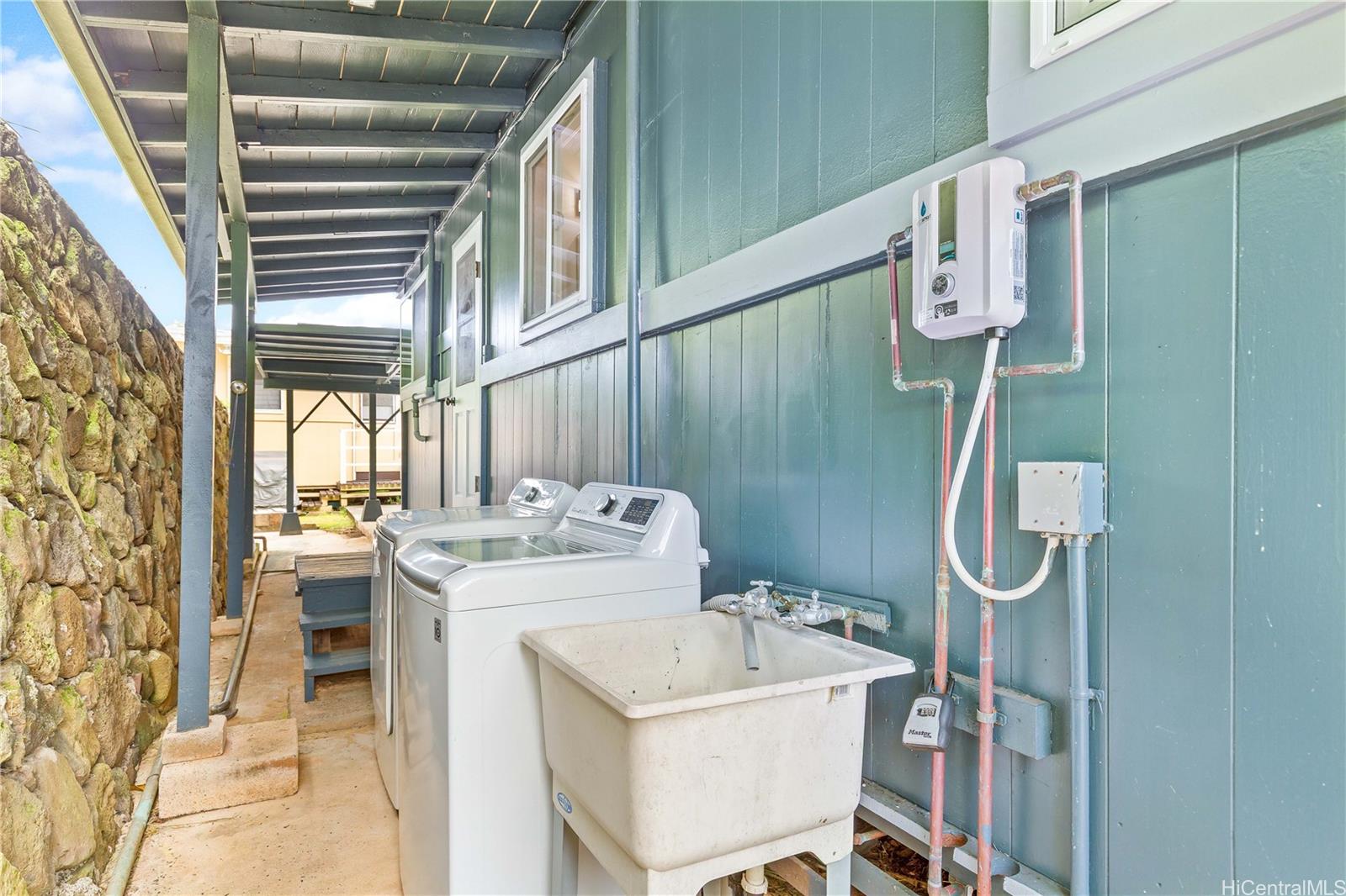 45-860  Anoi Road Halekauwila, Kaneohe home - photo 9 of 16