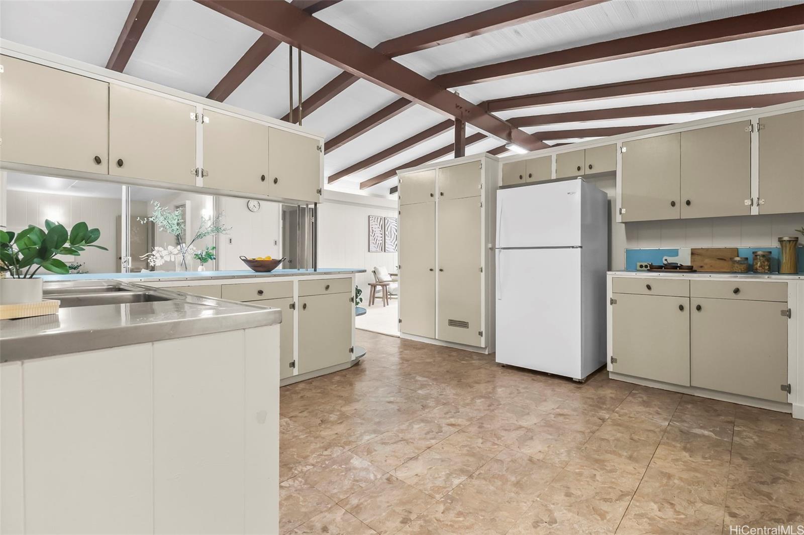 45-901  Nani Place Halekauwila, Kaneohe home - photo 8 of 21