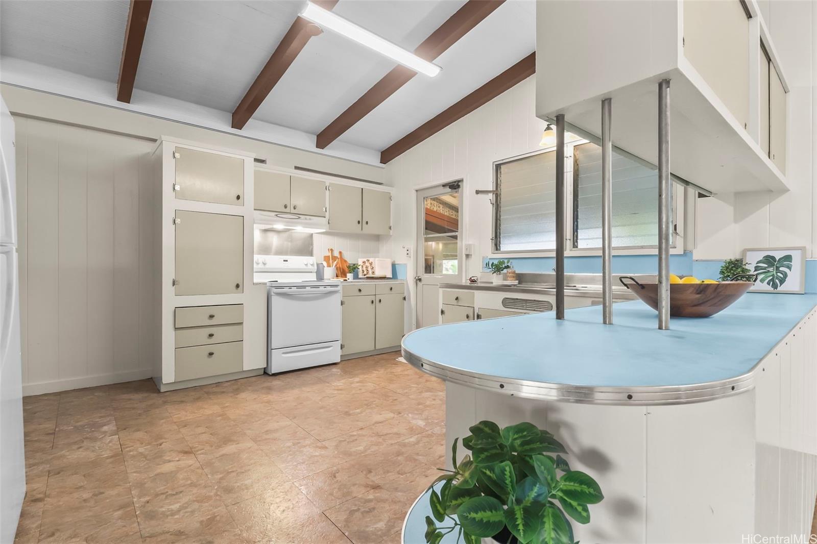 45-901  Nani Place Halekauwila, Kaneohe home - photo 9 of 21