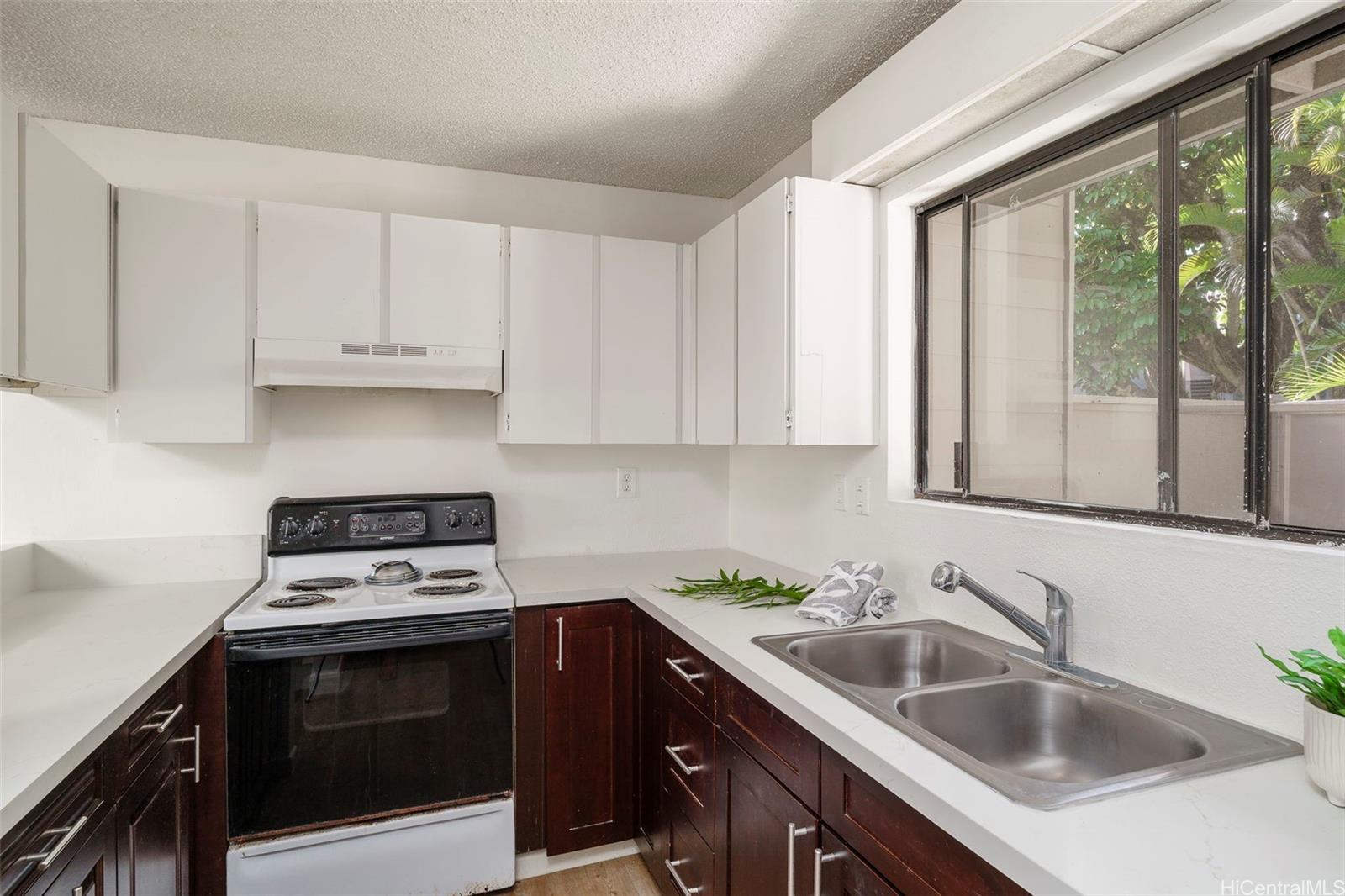 45-995 Wailele Road townhouse # 20, Kaneohe, Hawaii - photo 7 of 25