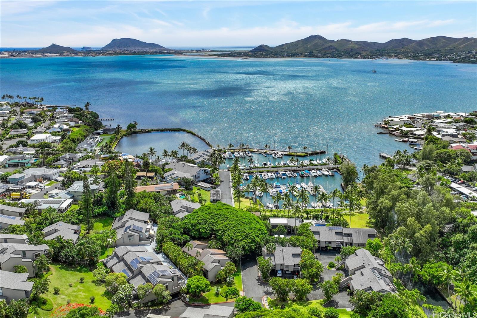 45-995 Wailele Road townhouse # 29, Kaneohe, Hawaii - photo 5 of 25