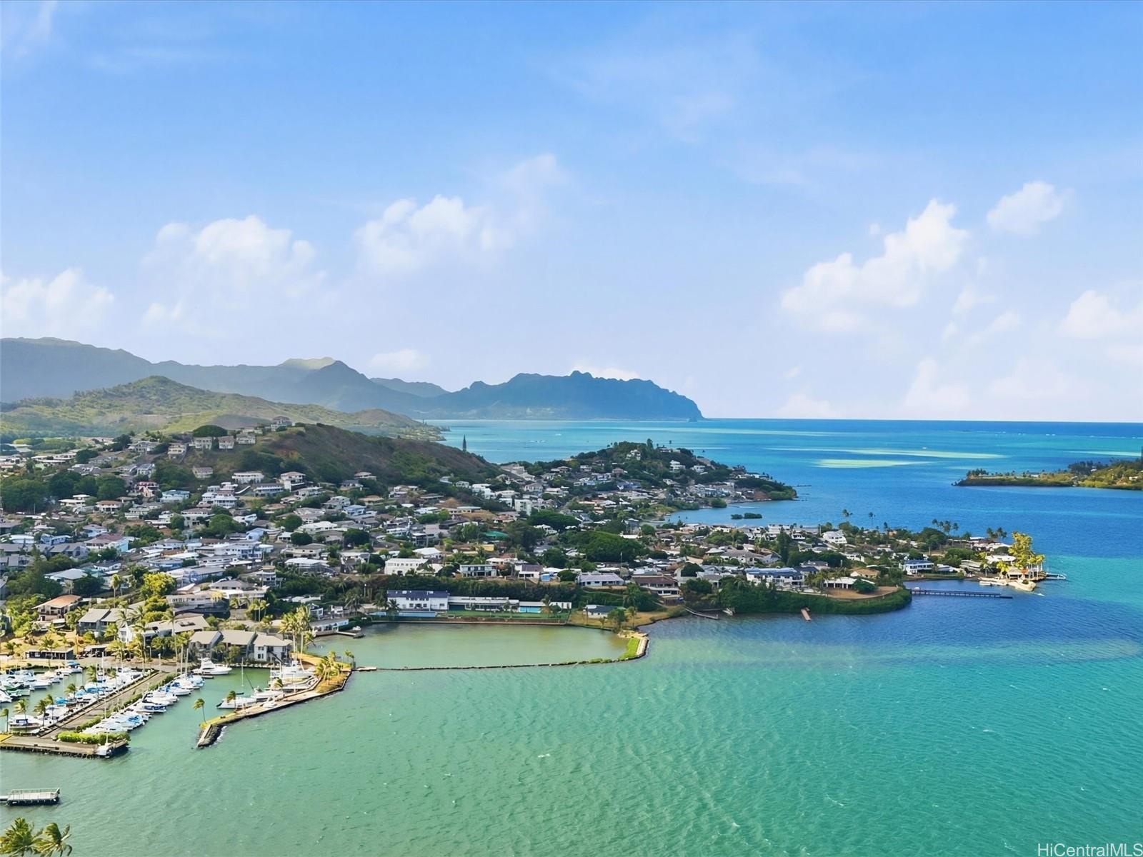 45-995 Wailele Road townhouse # 29, Kaneohe, Hawaii - photo 3 of 24