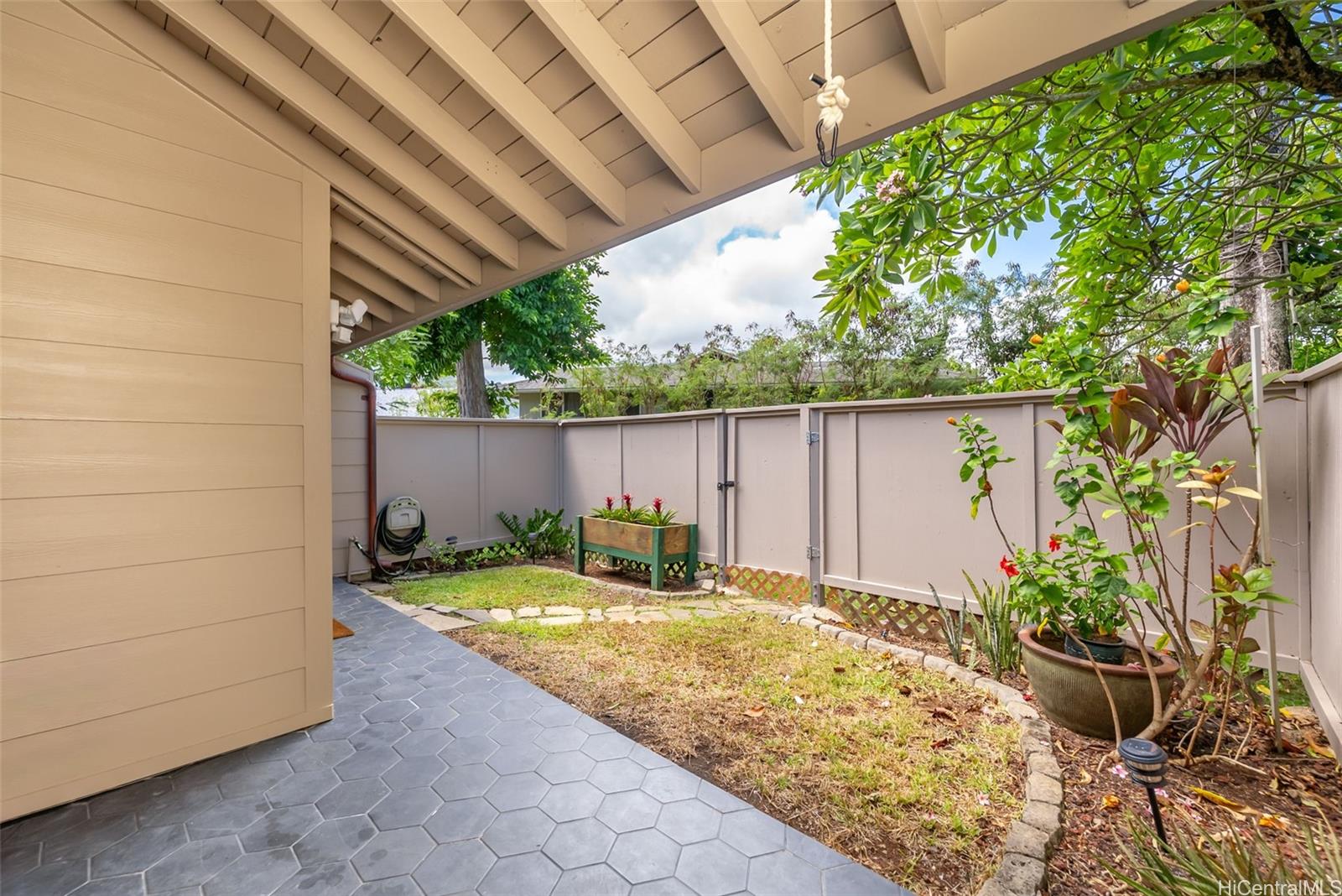 45-995 Wailele Road townhouse # 55, Kaneohe, Hawaii - photo 16 of 24