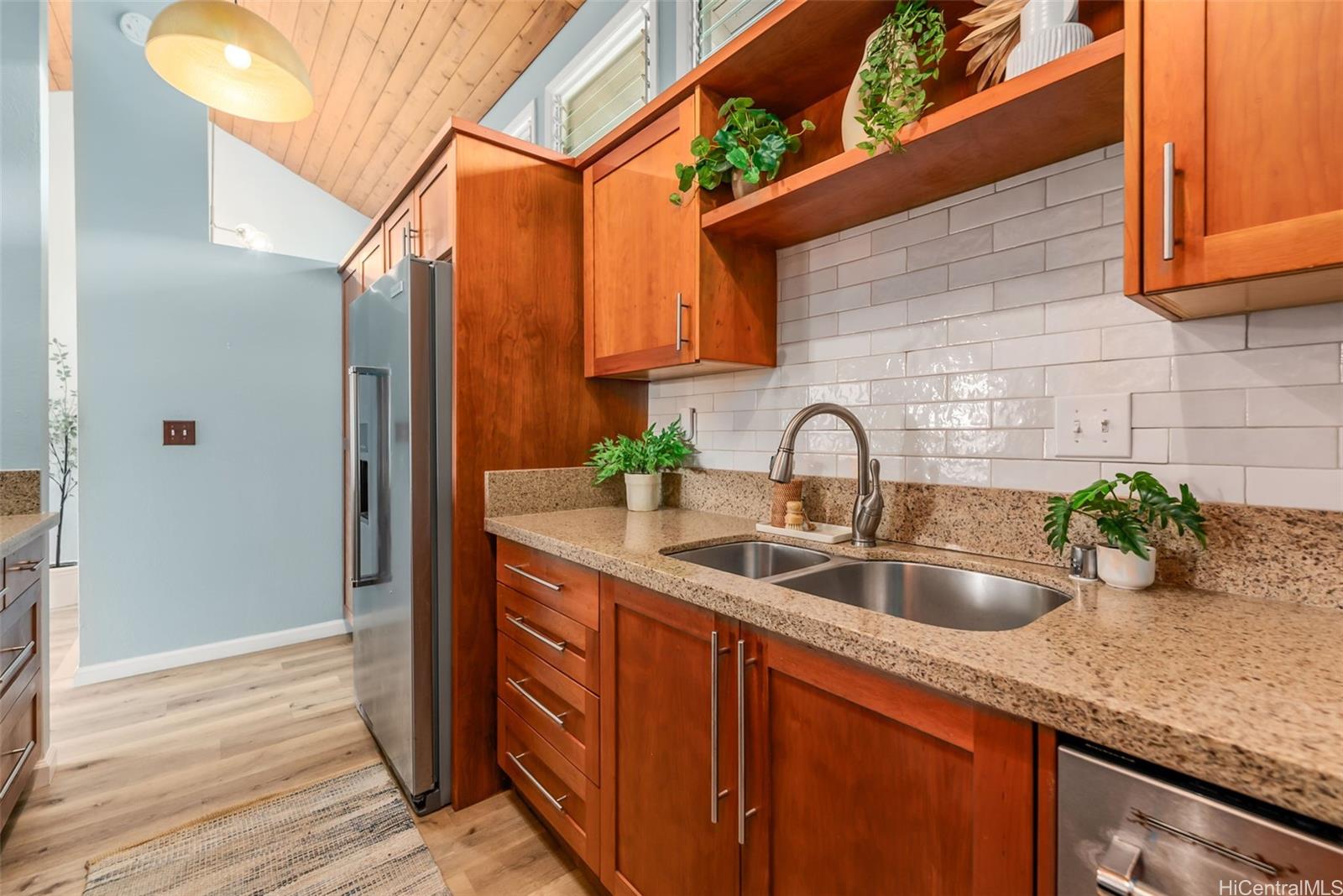 45-995 Wailele Road townhouse # 55, Kaneohe, Hawaii - photo 6 of 24