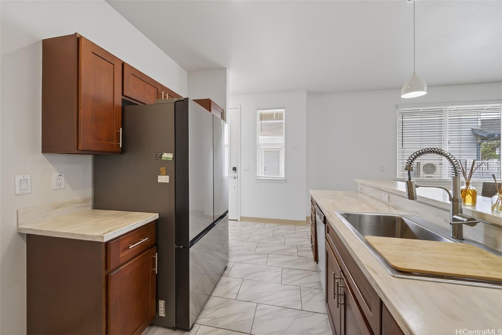 460  Kamaaha Ave Kapolei-kawena At Mehana, Ewaplain home - photo 6 of 21