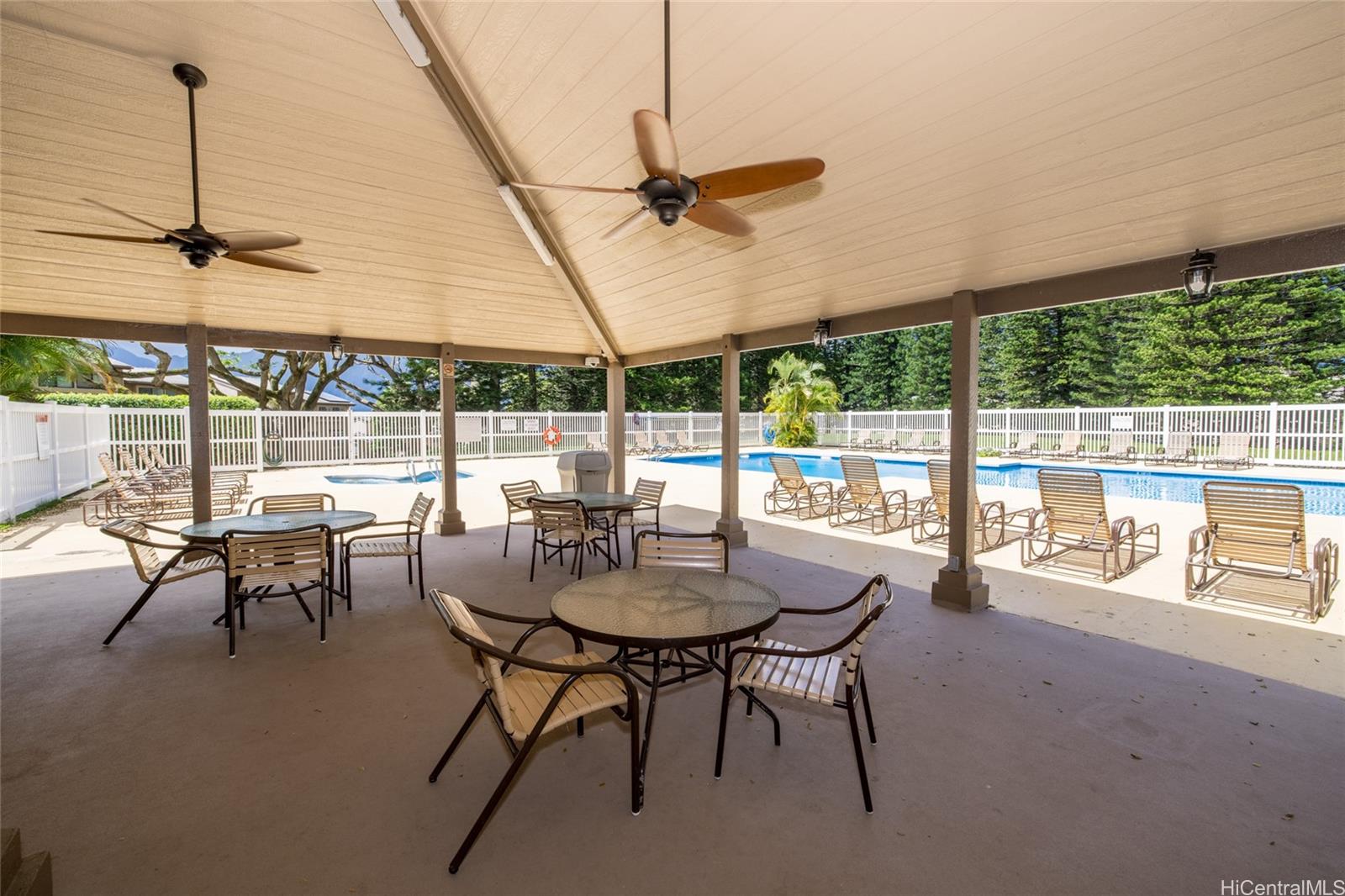 Puu Alii 1-3 condo # 623, Kaneohe, Hawaii - photo 21 of 24