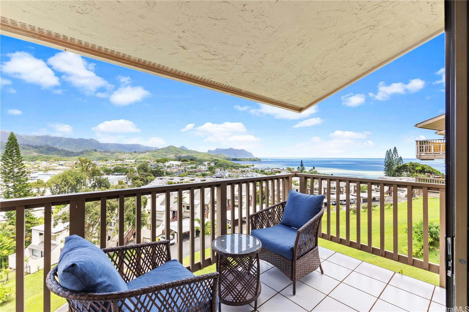 PCA townhouse # 726, Kaneohe, Hawaii - photo 7 of 25