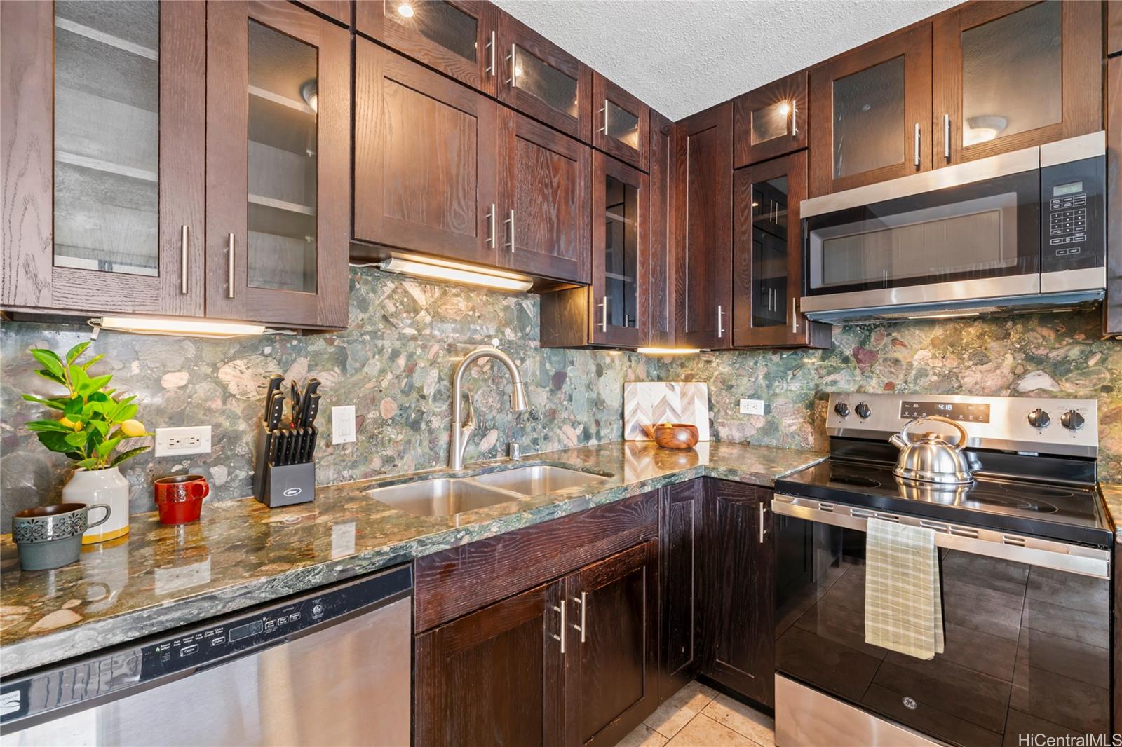 Poha Kea Point 4 condo # 3811, Kaneohe, Hawaii - photo 12 of 22