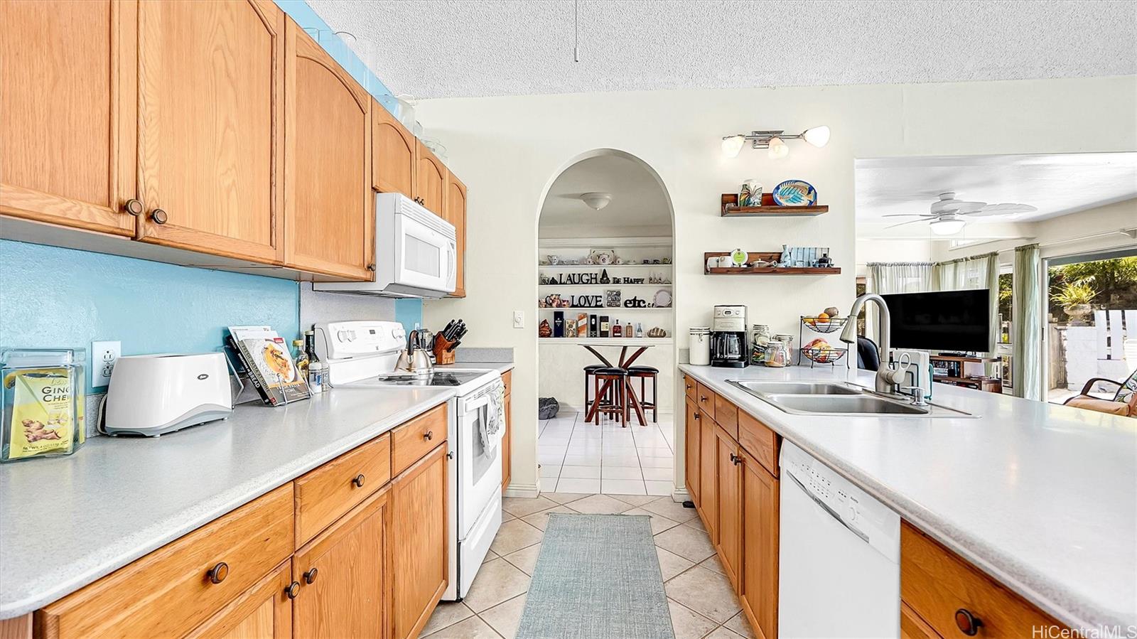 46-046  Puulau Place Haiku Village, Kaneohe home - photo 4 of 25