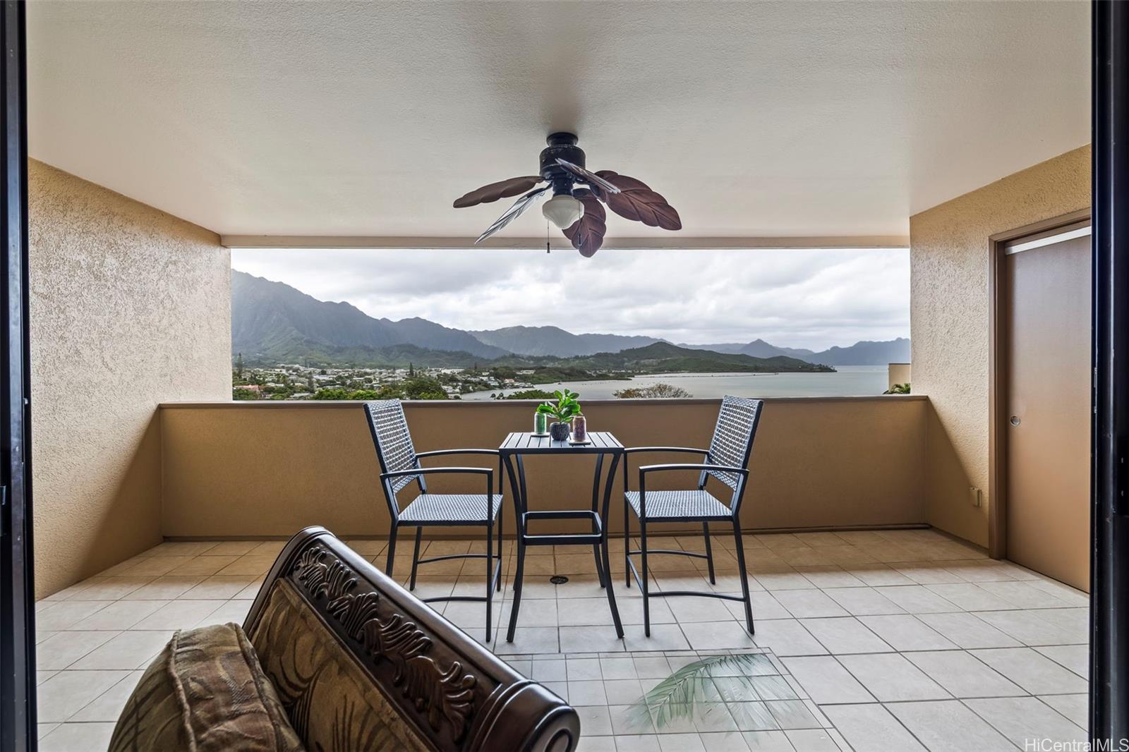 Poha Kea Point 3 condo # 3433, Kaneohe, Hawaii - photo 2 of 16