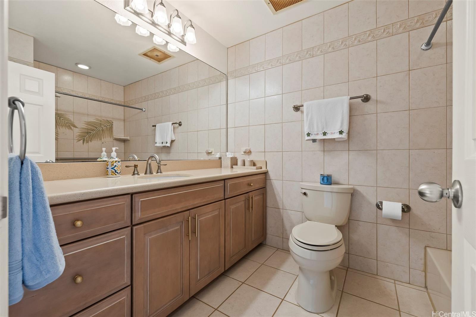 Poha Kea Point 3 condo # 3433, Kaneohe, Hawaii - photo 7 of 16