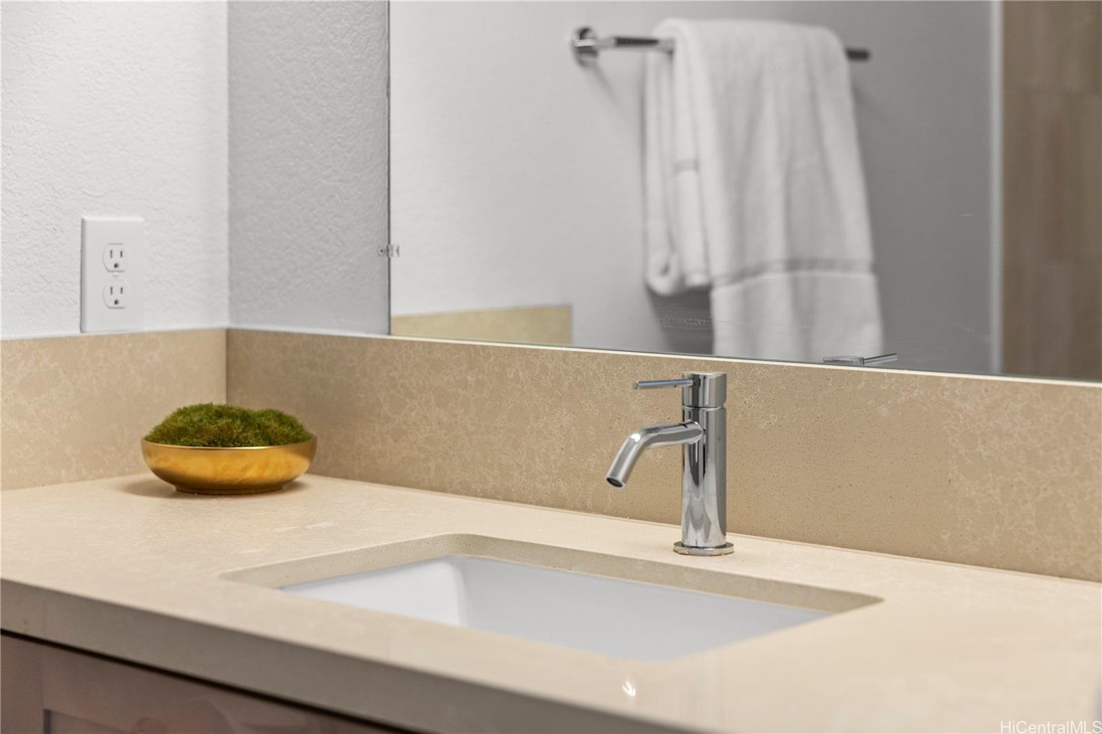 46-078 Emepela Place townhouse # M102, Kaneohe, Hawaii - photo 17 of 25