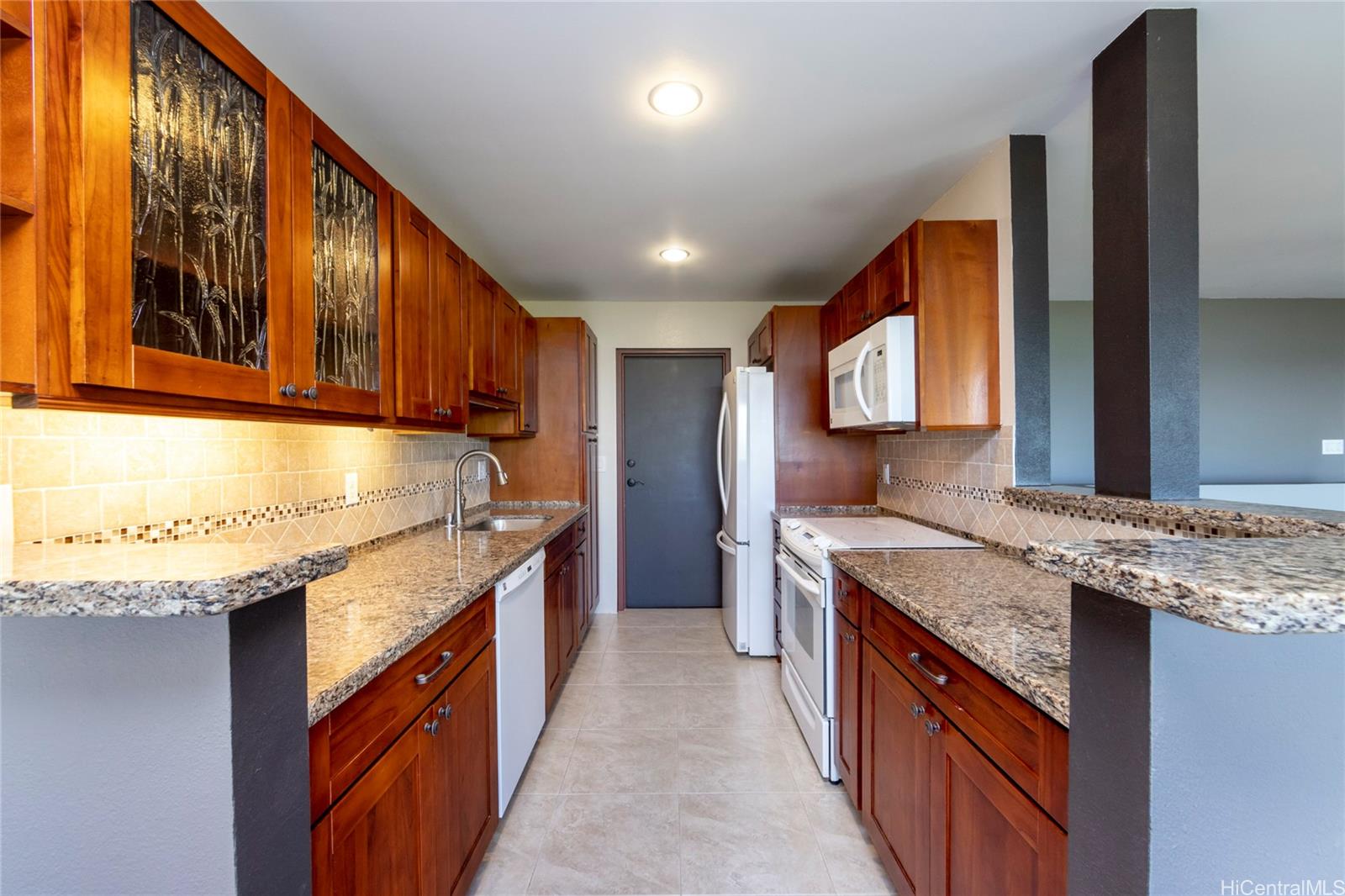 46-082 Puulena St Kaneohe - Rental - photo 5 of 20