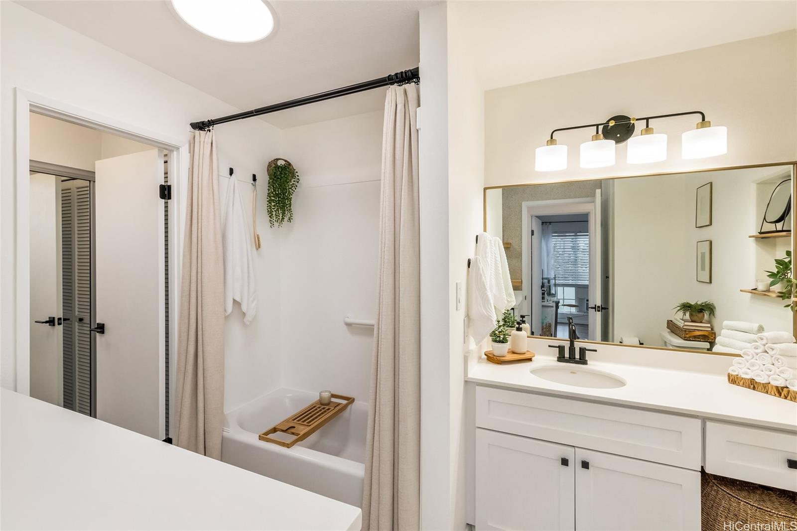 Haiku Point 2 condo # 24D, Kaneohe, Hawaii - photo 11 of 25