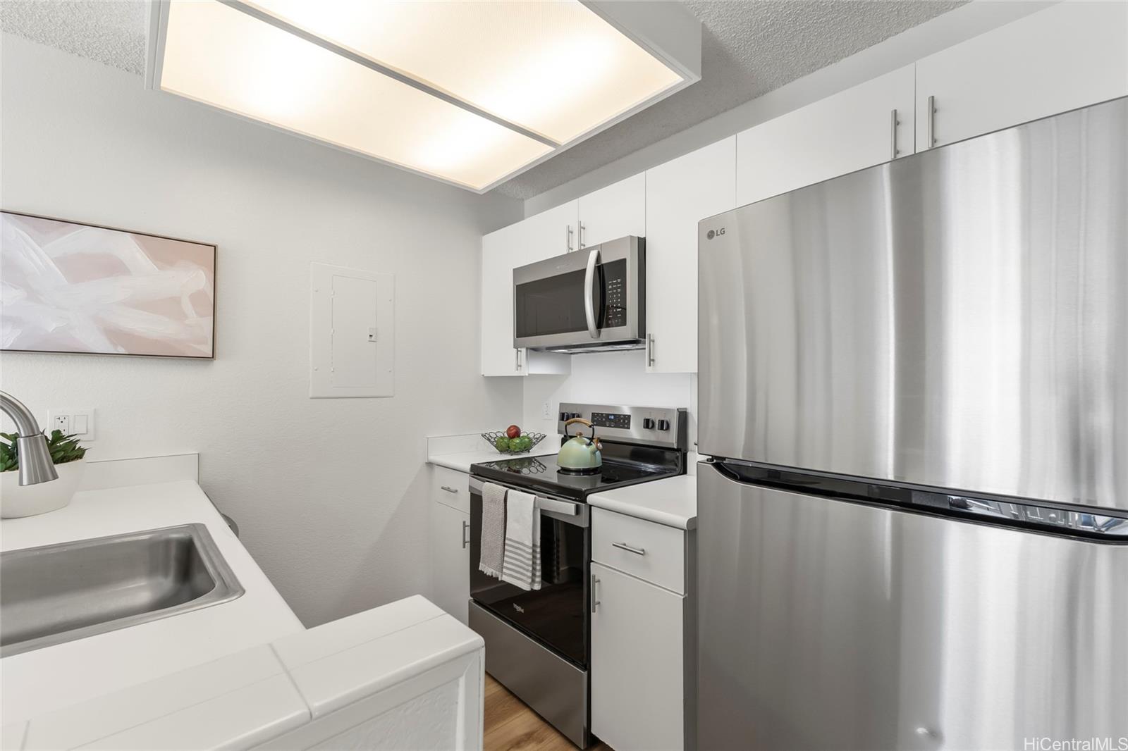 46-1033 Emepela Way townhouse # 16R, Kaneohe, Hawaii - photo 4 of 12