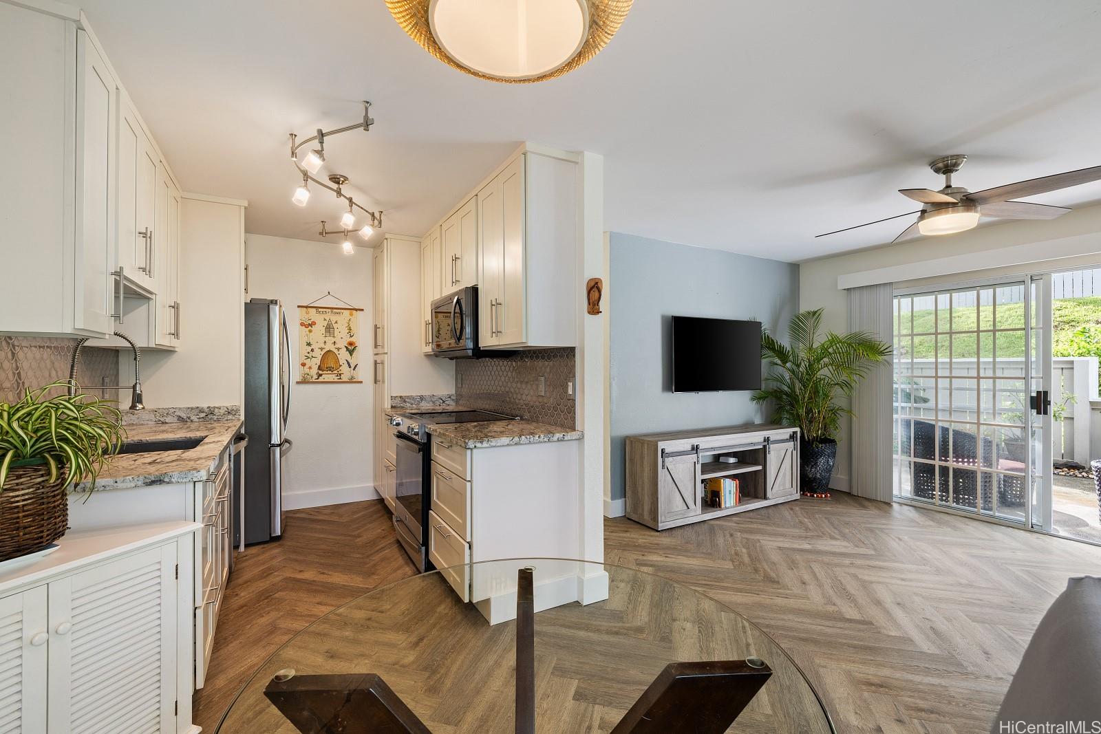 46-1060 Emepela Way townhouse # 9A, Kaneohe, Hawaii - photo 6 of 22