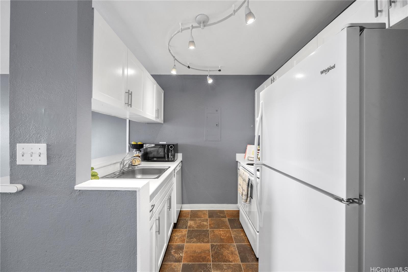 46-1065 Emepela Way townhouse # 1R, kaneohe, Hawaii - photo 4 of 21