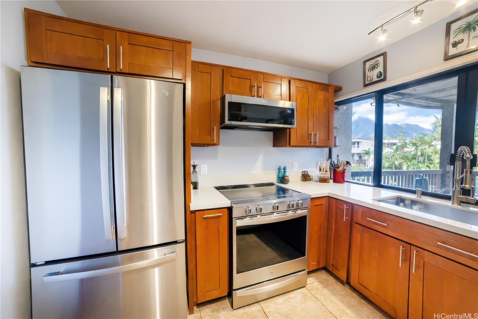 46-122 Kiowai Street townhouse # 2822, Kaneohe, Hawaii - photo 11 of 19