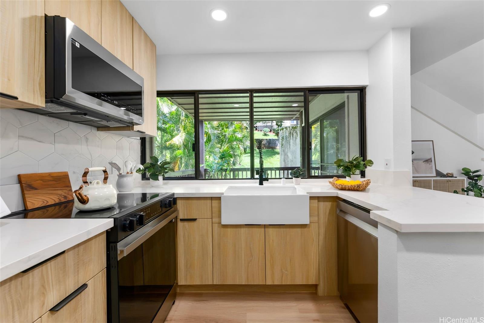 46-160 Kiowai Street townhouse # 2324, Kaneohe, Hawaii - photo 6 of 25