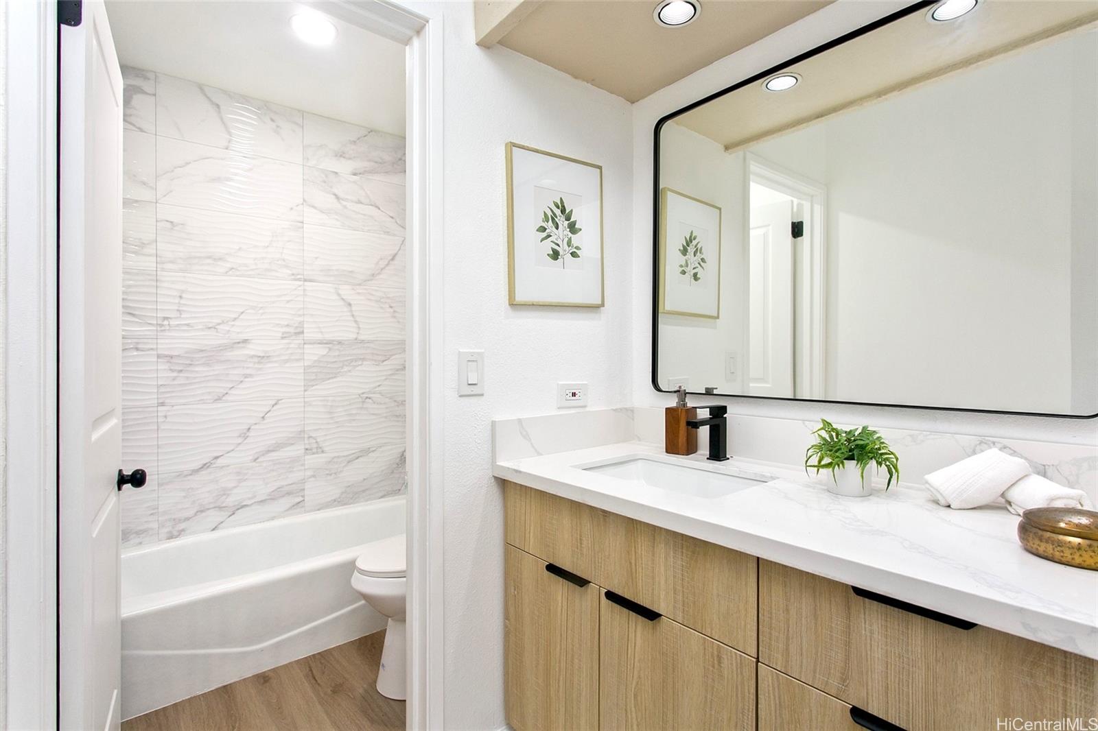 Puu Alii 2-2 condo # 2324, Kaneohe, Hawaii - photo 12 of 19