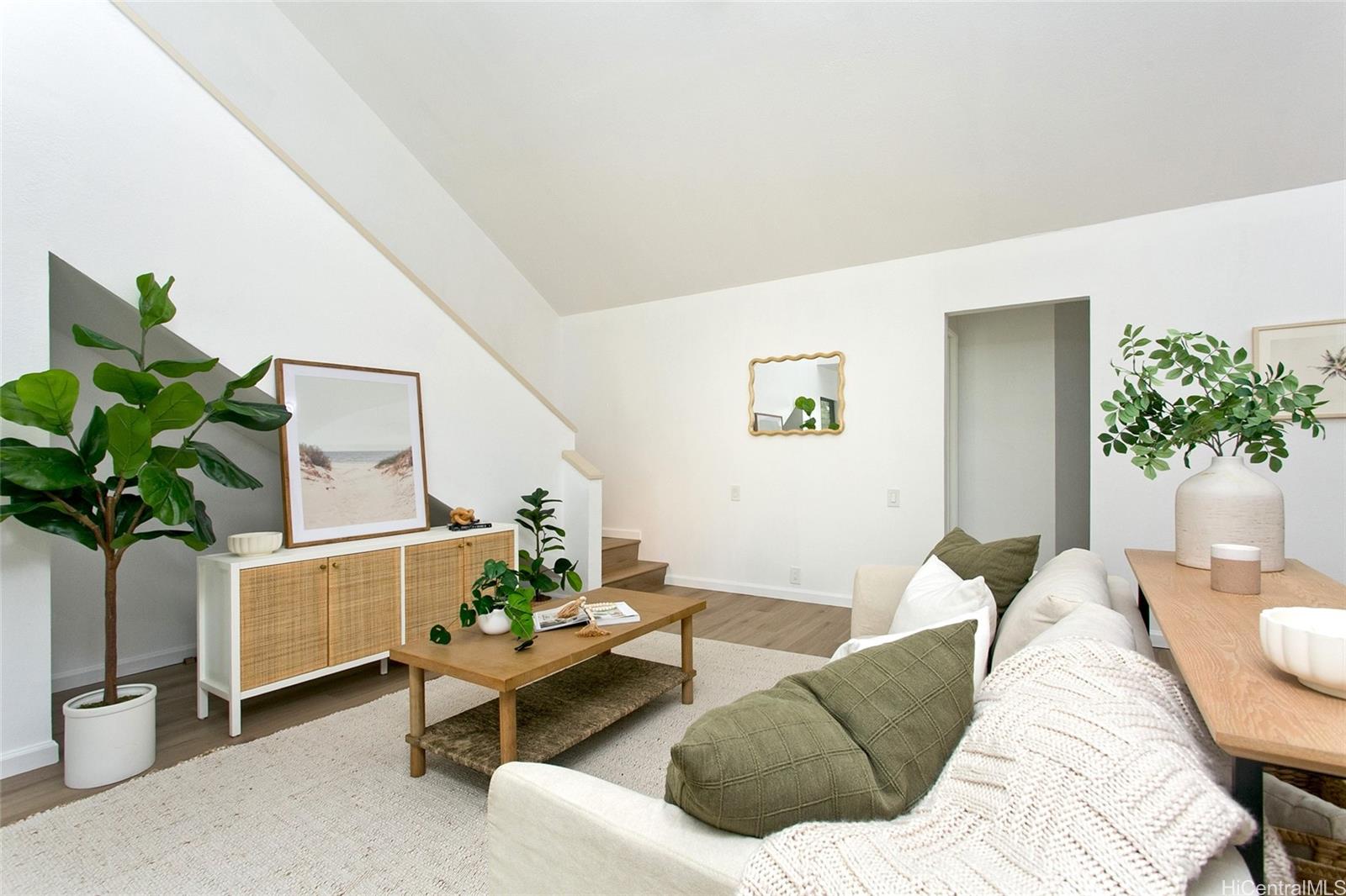 Puu Alii 2-2 condo # 2324, Kaneohe, Hawaii - photo 3 of 19