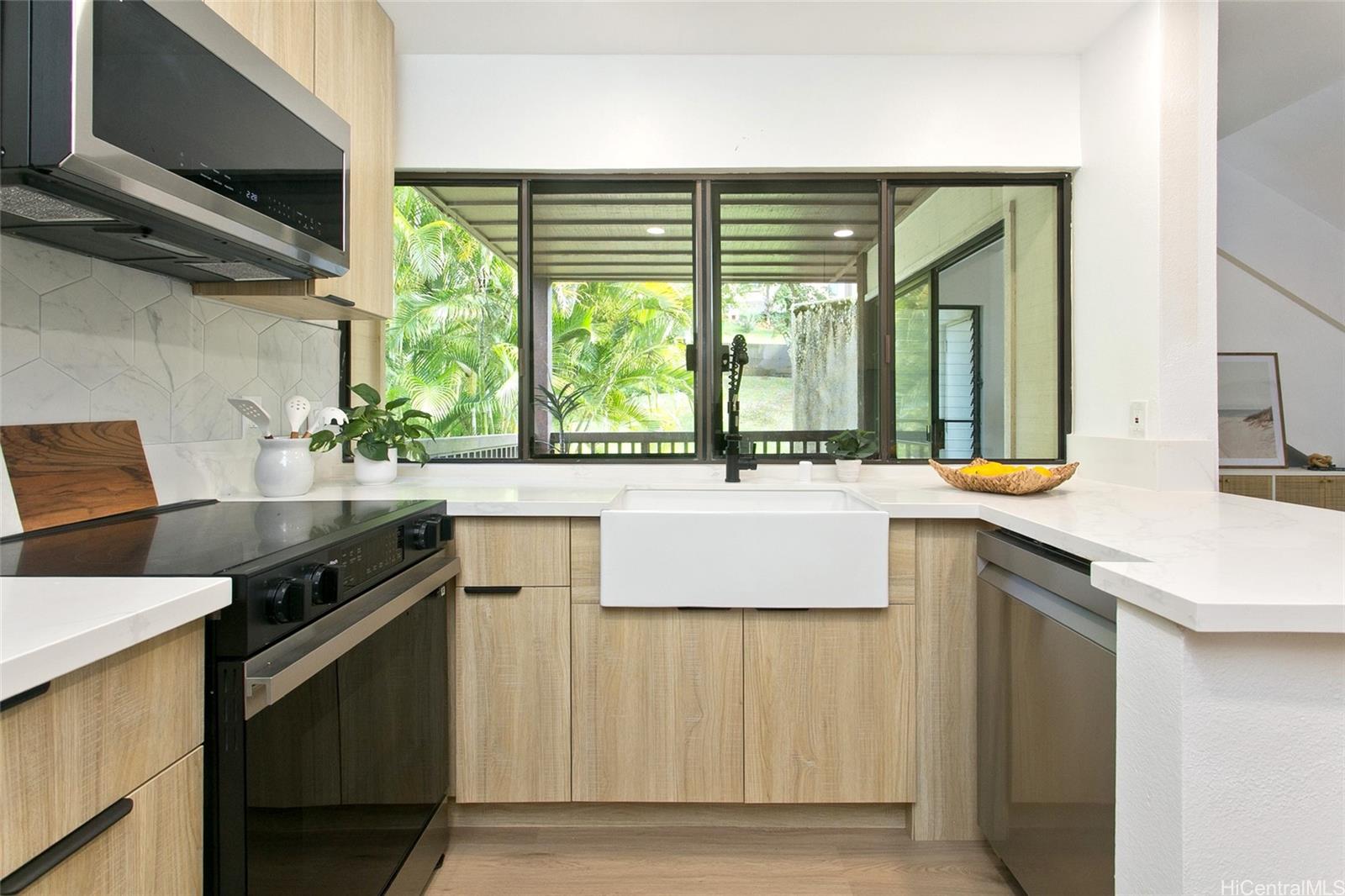 Puu Alii 2-2 condo # 2324, Kaneohe, Hawaii - photo 7 of 19