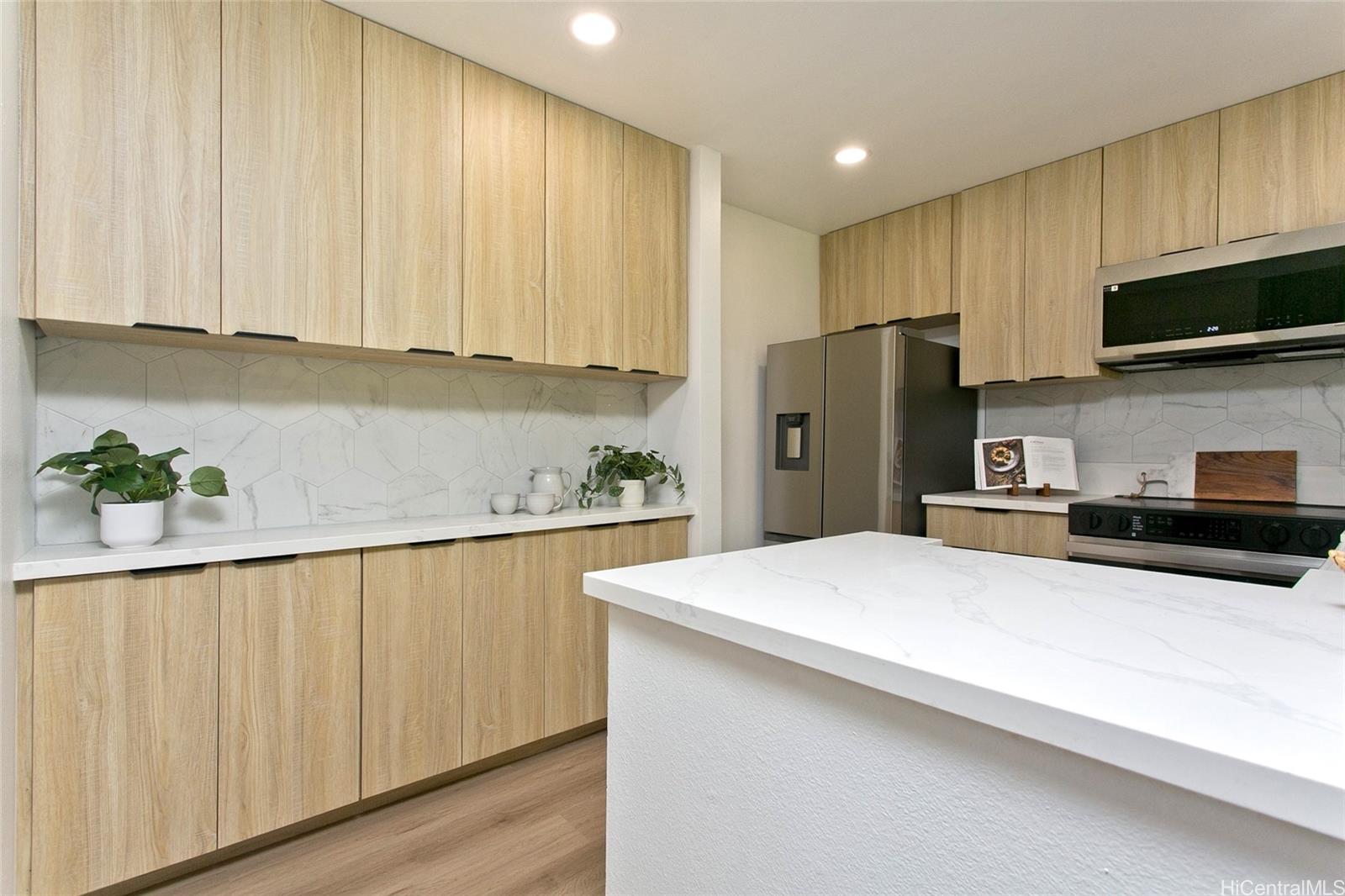 Puu Alii 2-2 condo # 2324, Kaneohe, Hawaii - photo 8 of 19