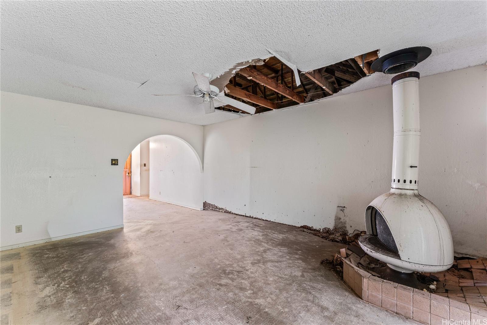 46-180  Kalali Place Haiku Park, Kaneohe home - photo 9 of 15