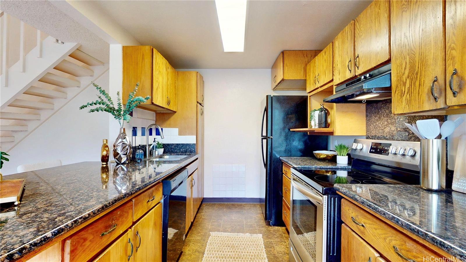 46-222  Ahui Nani Place Alii Bluffs, Kaneohe home - photo 5 of 25