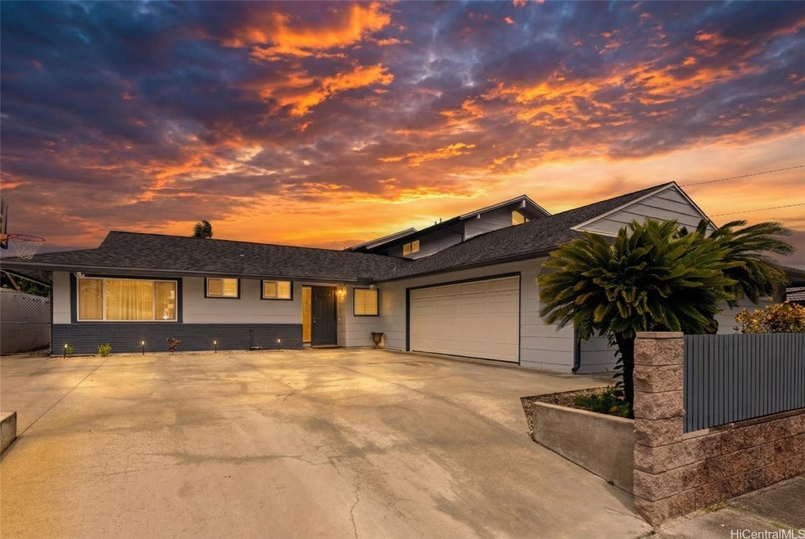 46-245  Lilipuna Road Alii Shores, Kaneohe home - photo 2 of 20