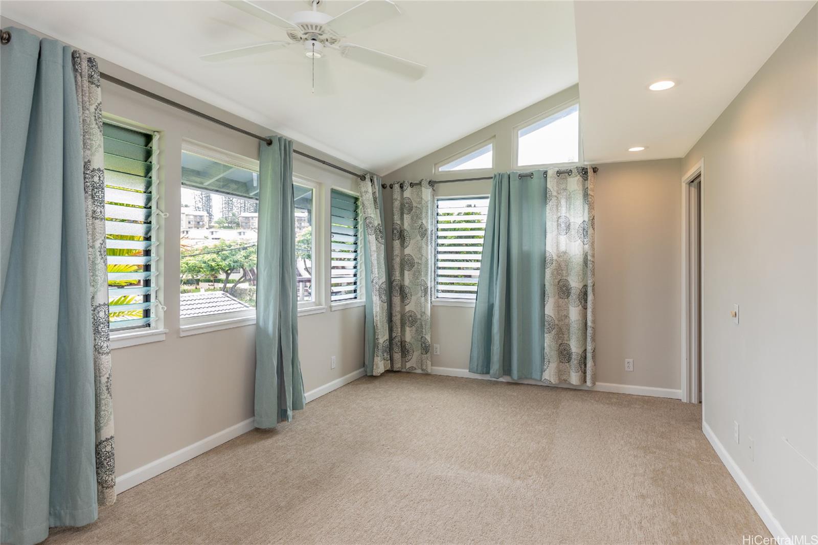 46-245  Lilipuna Road Alii Shores, Kaneohe home - photo 13 of 20