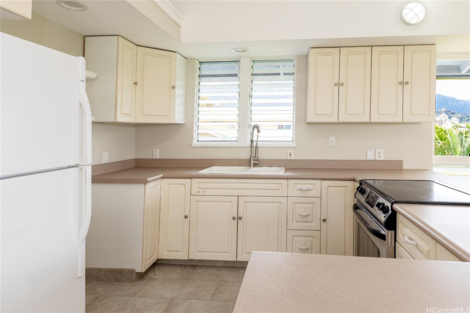 46-245  Lilipuna Road Alii Shores, Kaneohe home - photo 17 of 20