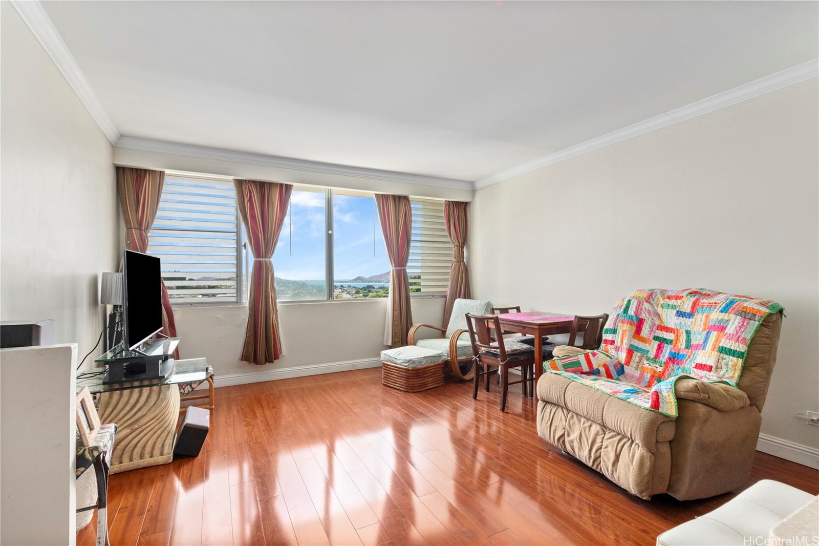 Hale Anaole Apts condo # A1004, Kaneohe, Hawaii - photo 3 of 17