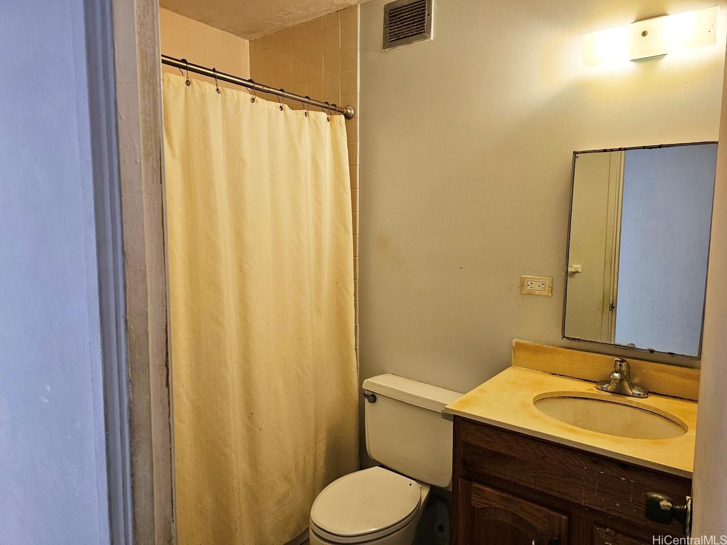 Hale Anaole Apts condo # A201, Kaneohe, Hawaii - photo 8 of 12