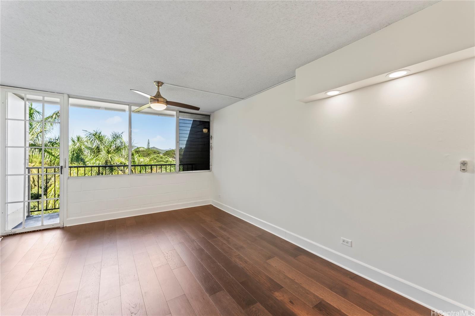 Hale Anaole Apts condo # 316B, Kaneohe, Hawaii - photo 2 of 23