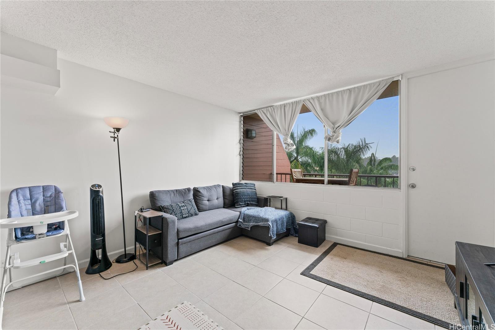 Hale Anaole Apts condo # 318B, Kaneohe, Hawaii - photo 4 of 25