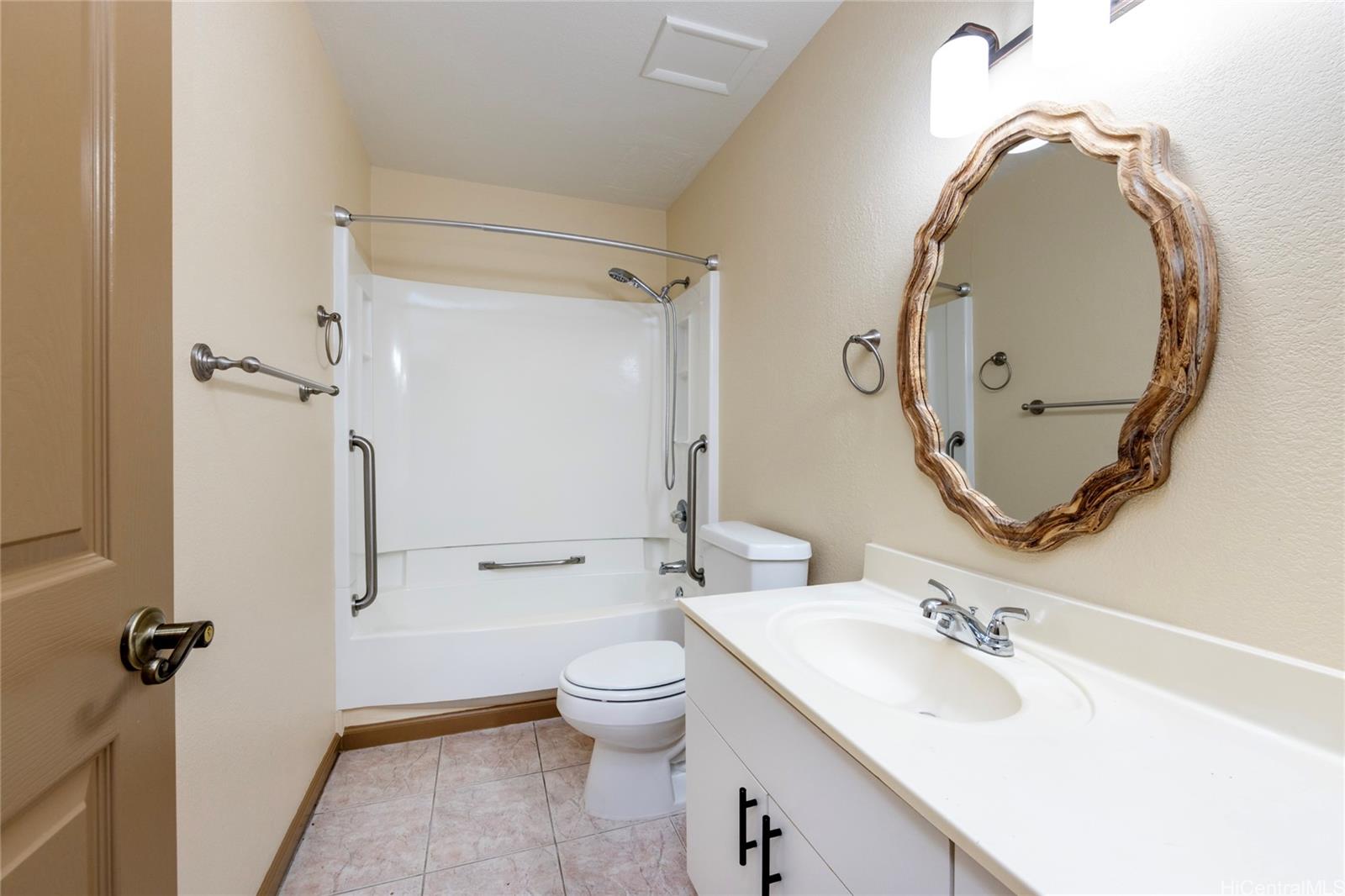 46-261 Kahuhipa St Kaneohe - Rental - photo 9 of 15