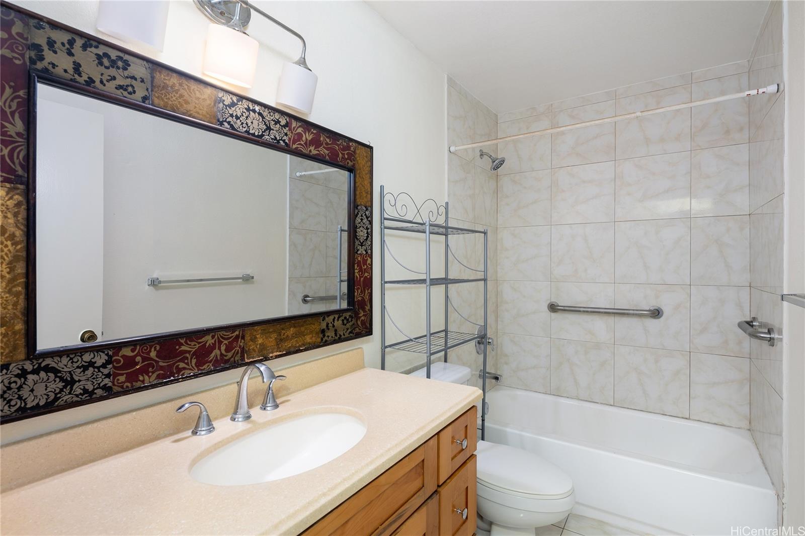 Windward Acres condo # A101, Kaneohe, Hawaii - photo 12 of 21