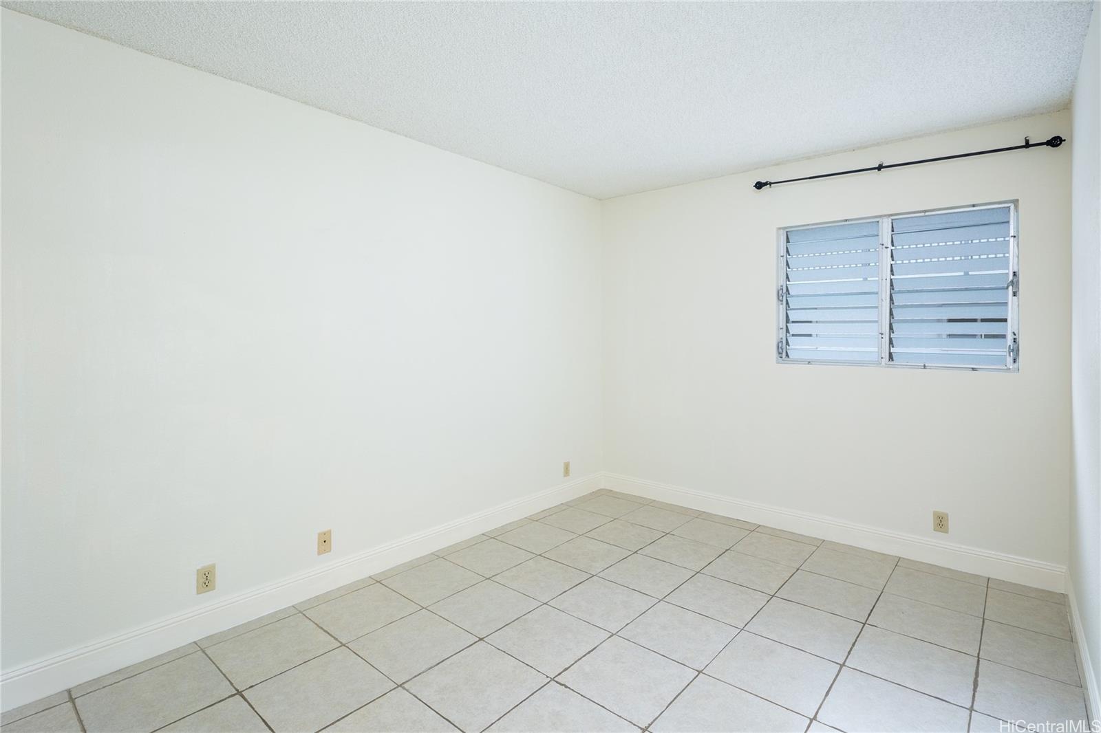 Windward Acres condo # A101, Kaneohe, Hawaii - photo 18 of 21