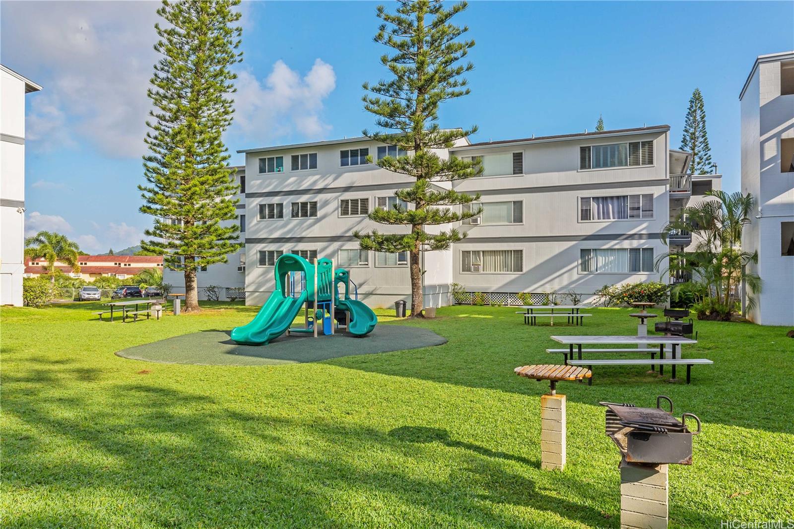 46-261 Kahuhipa St. #A203 Kahuhipa Street townhouse # #A203, Kaneohe, Hawaii - photo 15 of 17