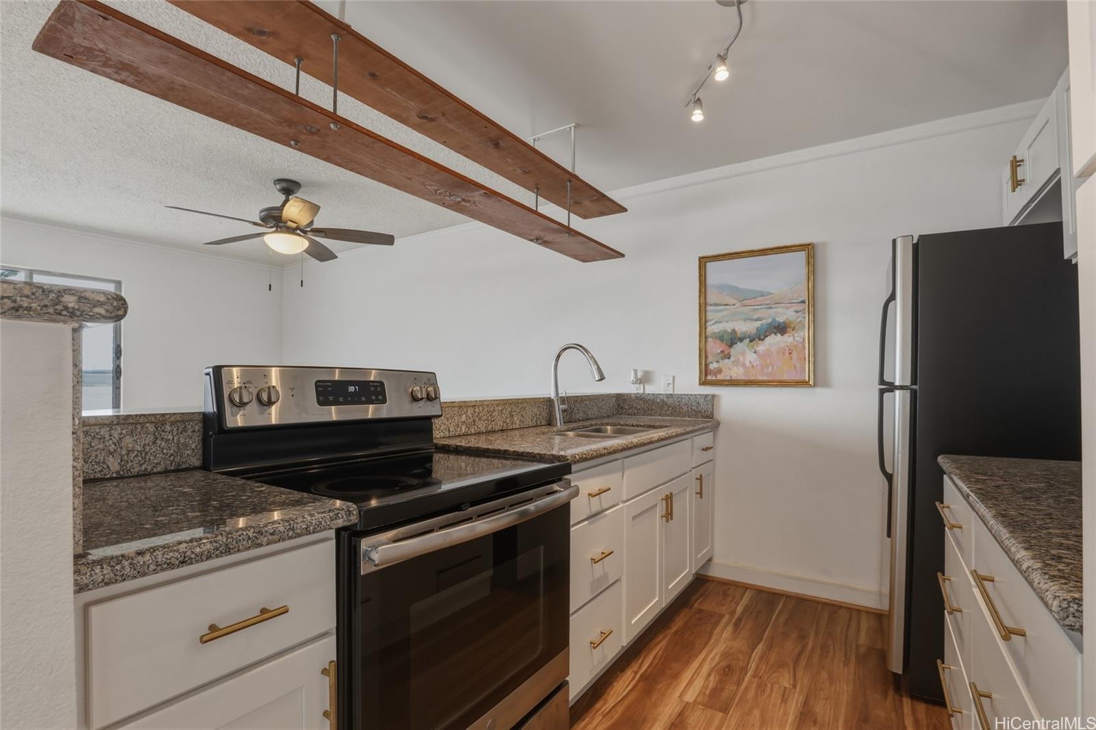 Windward Acres condo # B311, Kaneohe, Hawaii - photo 13 of 25