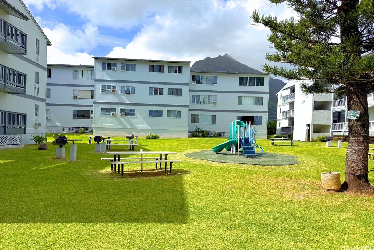 Windward Acres condo # B311, Kaneohe, Hawaii - photo 22 of 25