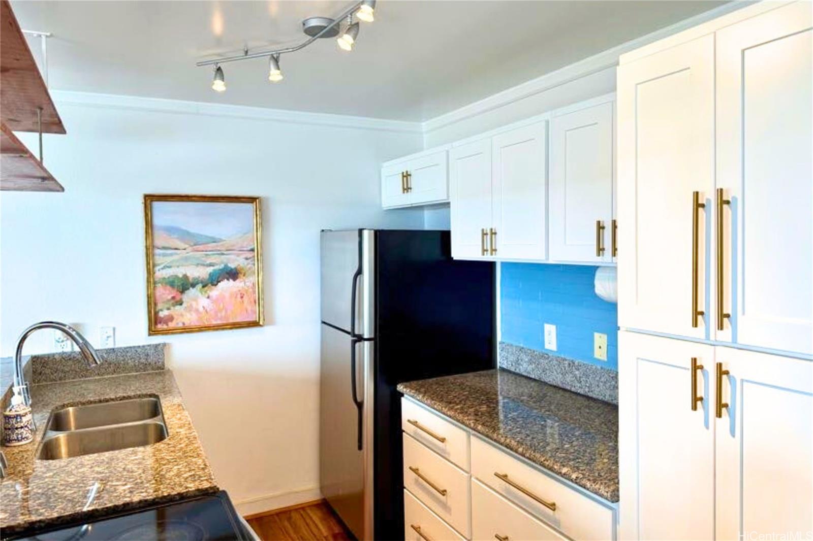 Windward Acres condo # B311, Kaneohe, Hawaii - photo 4 of 24