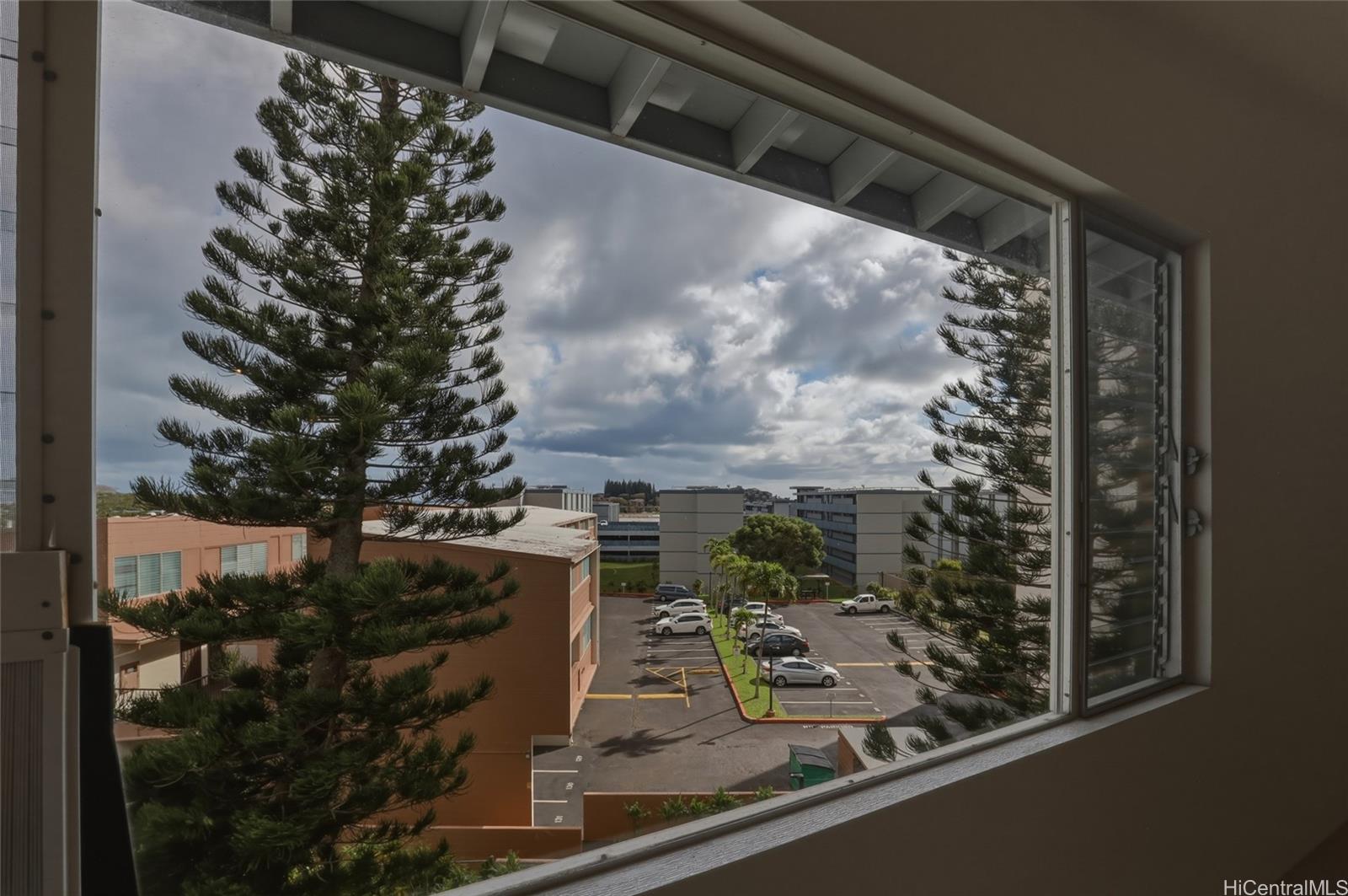 Windward Acres condo # B311, Kaneohe, Hawaii - photo 5 of 25