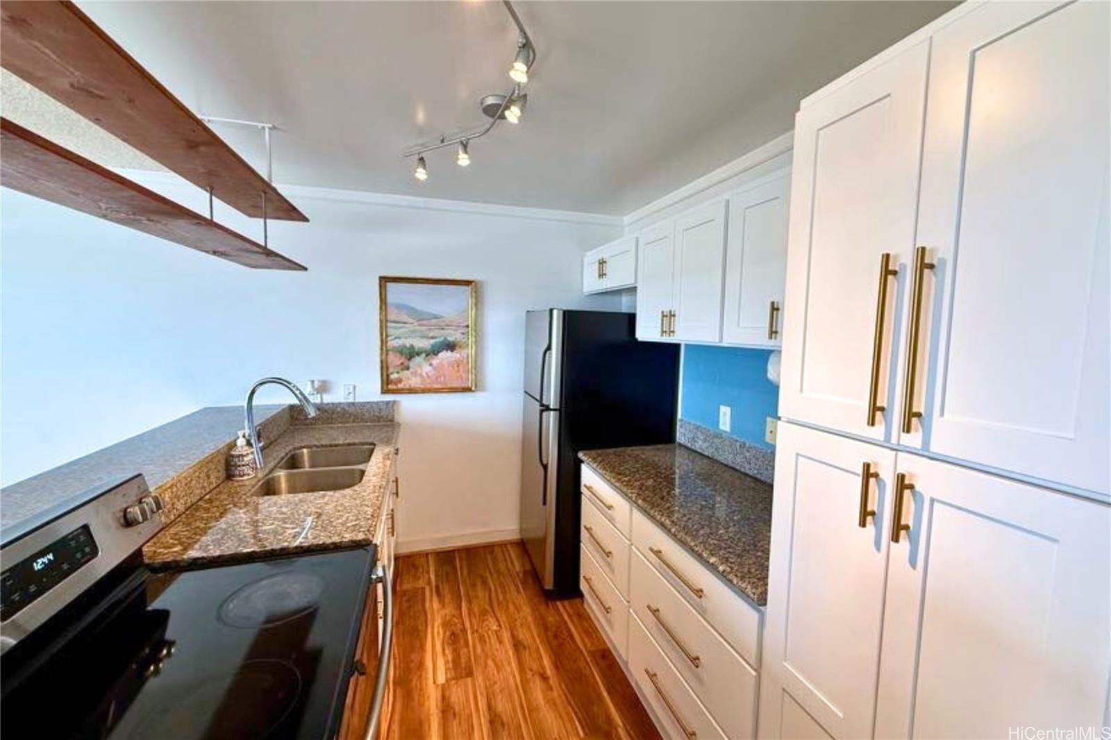 Windward Acres condo # B311, Kaneohe, Hawaii - photo 7 of 24