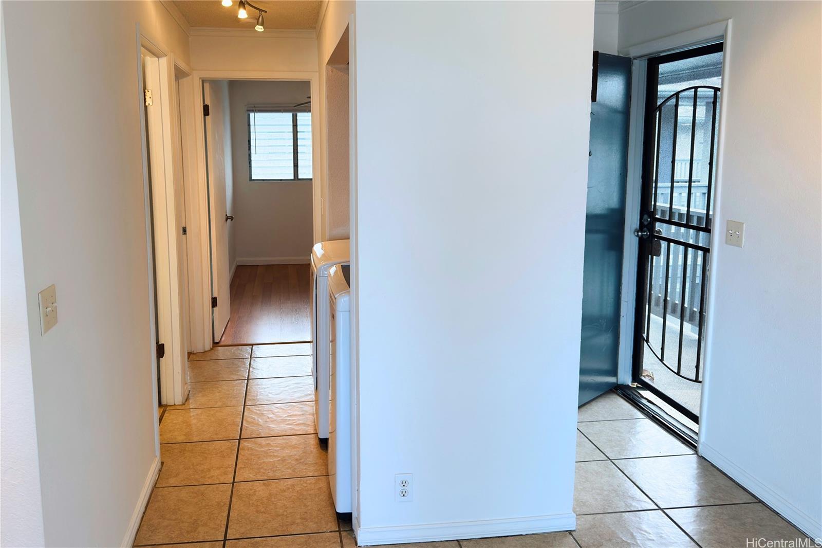 Windward Acres condo # B311, Kaneohe, Hawaii - photo 9 of 25