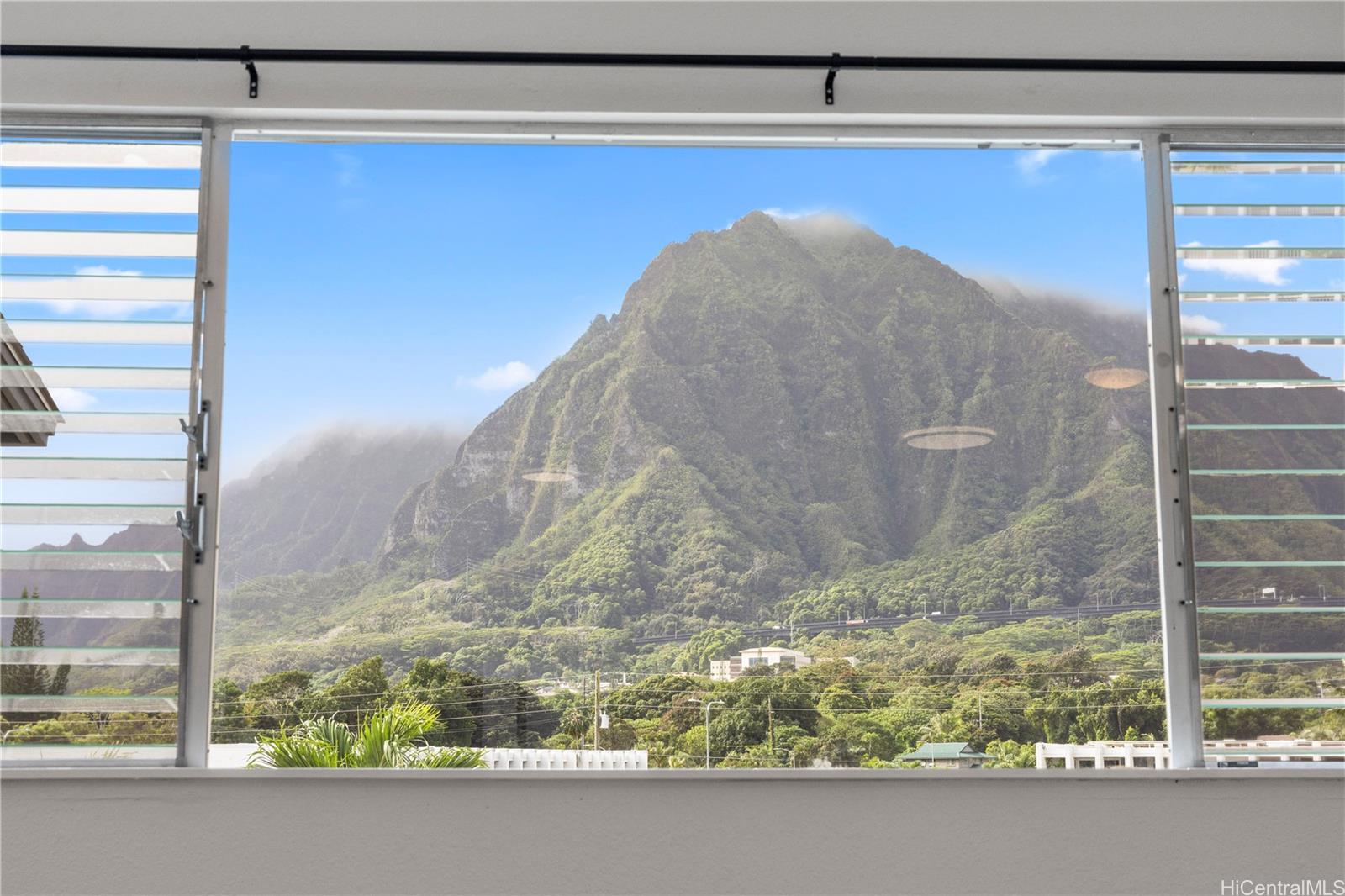 Windward Acres condo # D305, Kaneohe, Hawaii - photo 18 of 21