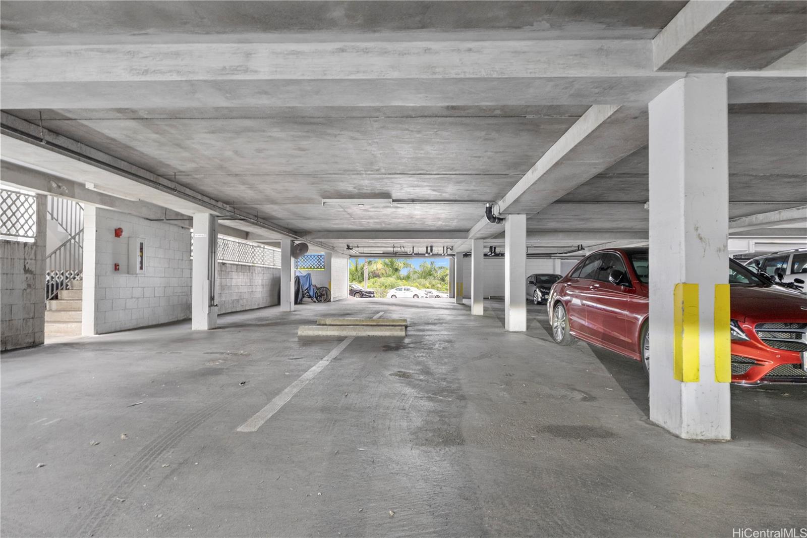 Windward Acres condo # D305, Kaneohe, Hawaii - photo 21 of 21