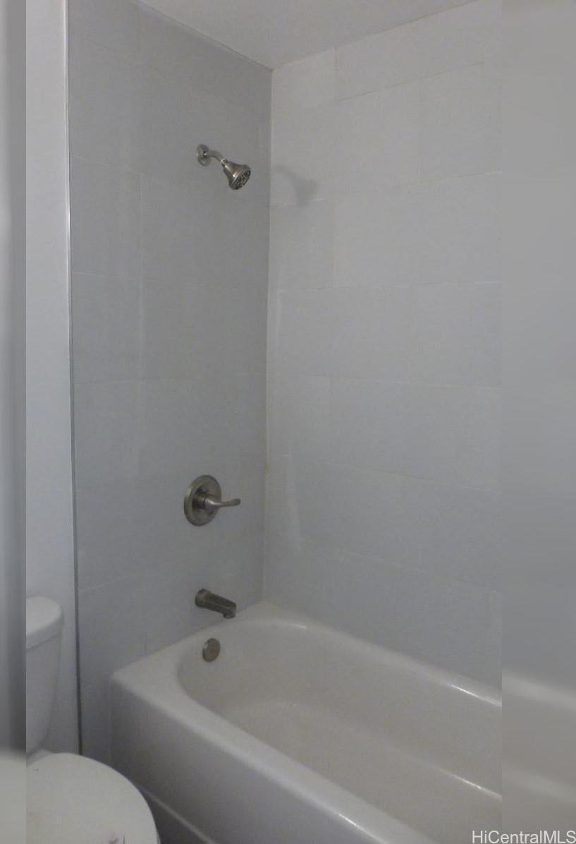 46-270 Kahuhipa St Kaneohe - Rental - photo 18 of 25