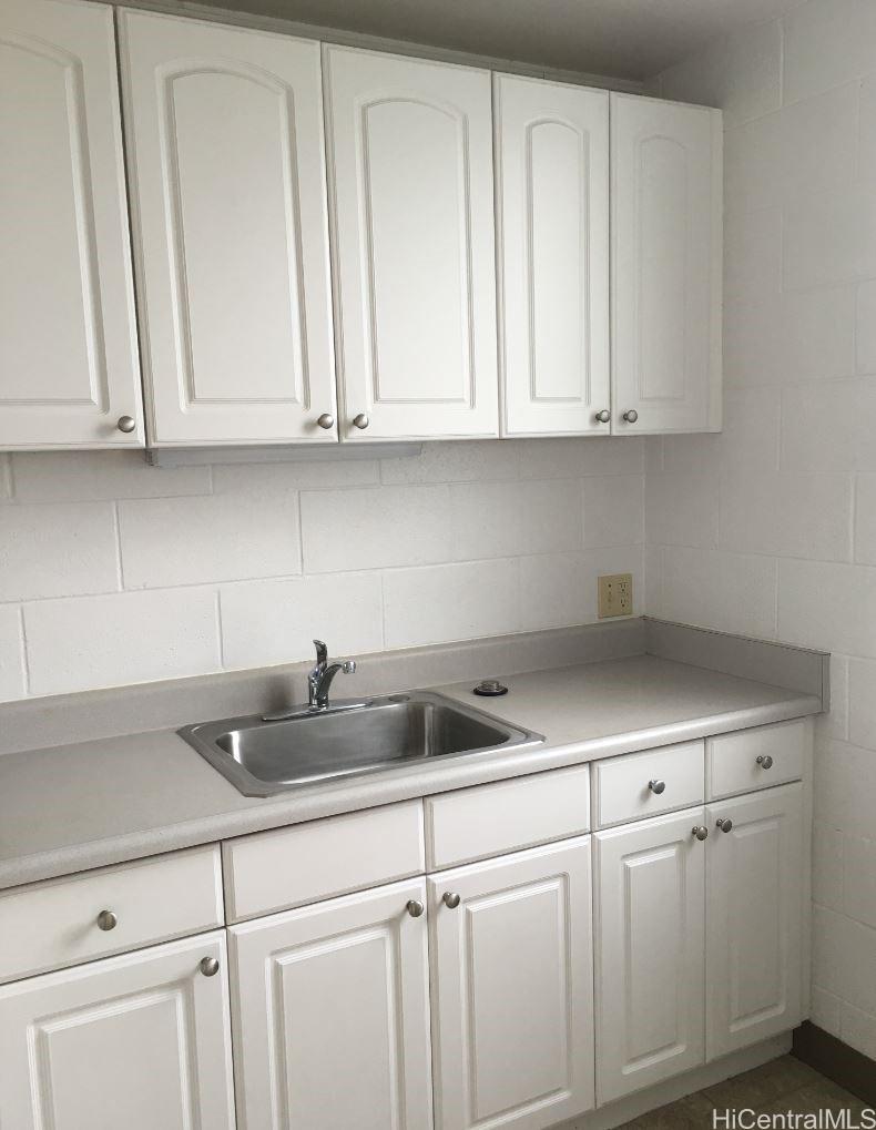 46-270 Kahuhipa St Kaneohe - Rental - photo 3 of 25